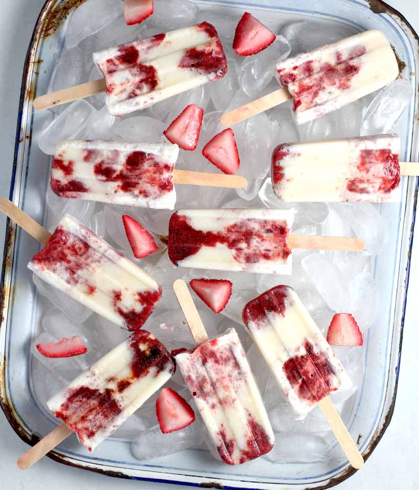 SpiceTopia Strawberry and Cream Popsicles