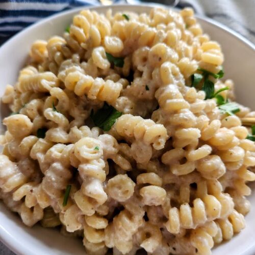 Blanco Pesto: A Creamy Pesto with Ricotta and Walnuts (Quick & Easy Recipe!)